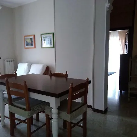 Casa * Santa Maria Del Cedro